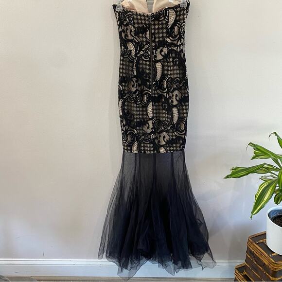 Jarlo Elsa Bandeau Lace Maxi Dress with Mesh Fishtail - Picture 7 of 11